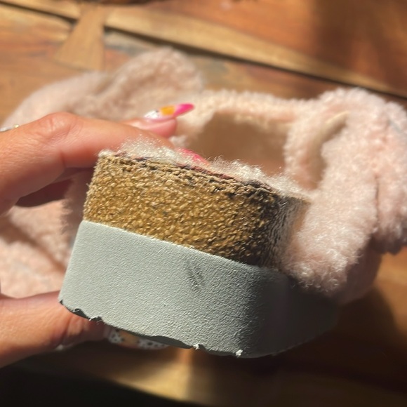 Birkenstock Papillio Soft Pink Shearling Sandals - Picture 8 of 8